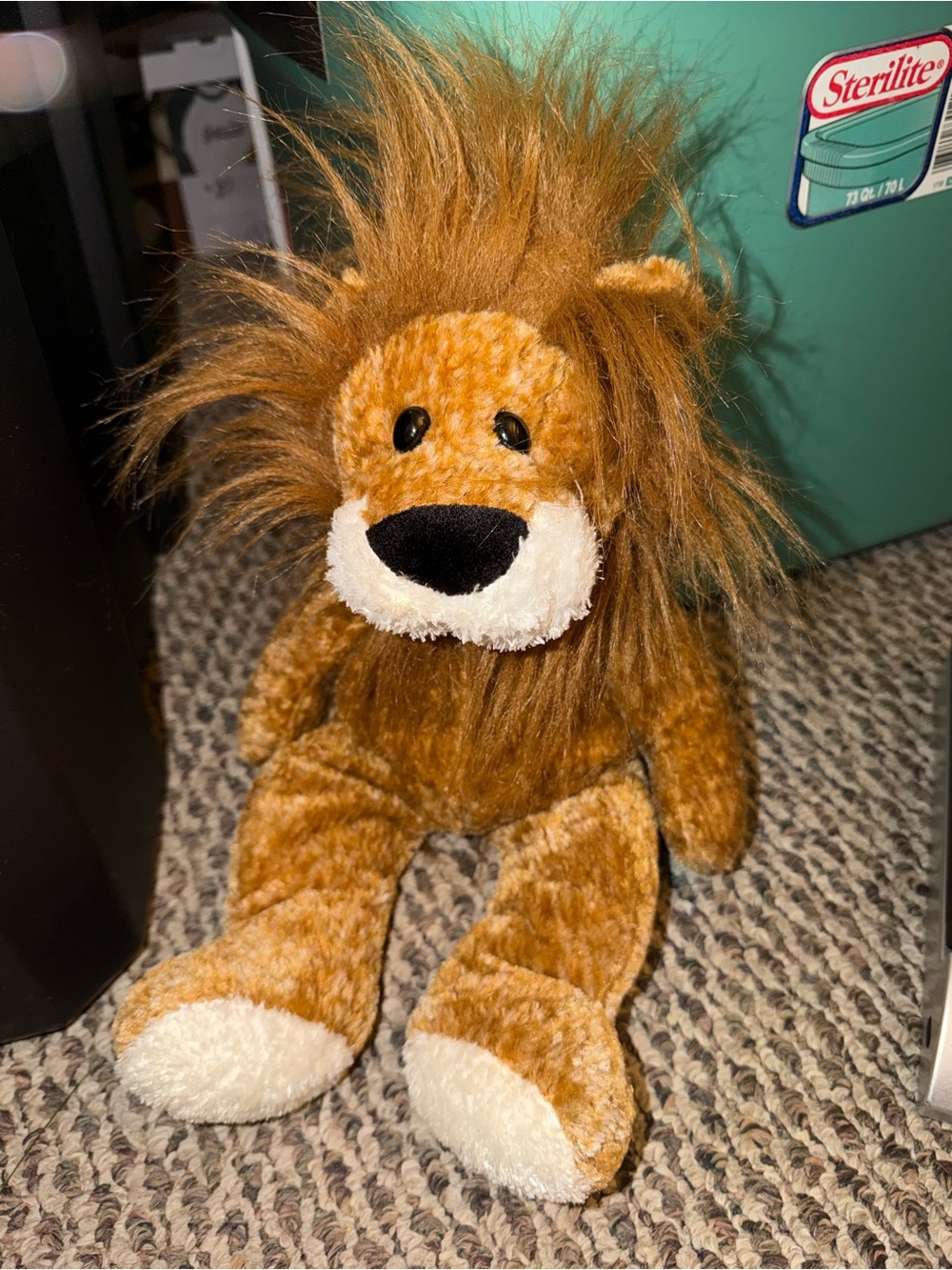 Kellytoy Brown Plush Lion with Fluffy Mane